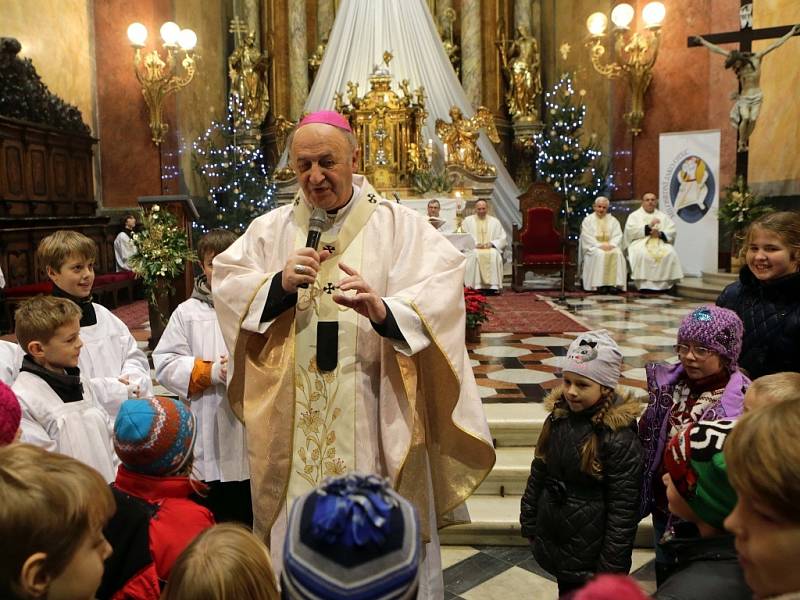 Vánoční mše svatá pro děti v chrámu Svatého Michala v Olomouci.