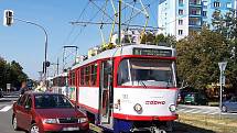 Střet tramvaje s autem v ulici Kosmonautů.