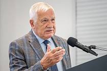 Přednáška Václava Klause je v rámci týdenní Letní školy na Pedagogické fakultě Univerzity Palackého v Olomouci, 21. srpna 2023