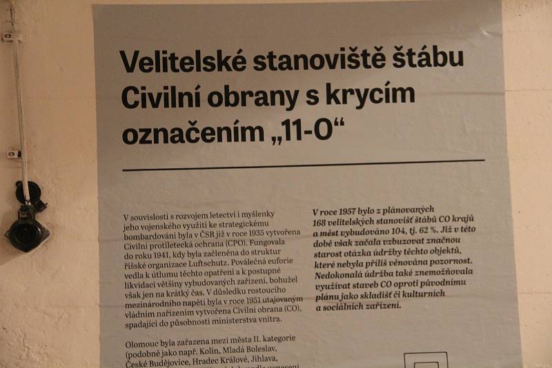 Bývalý kryt civilní ochrany v olomouckých Bezručových sadech ožil unikátní výstavou Odkryté příběhy dvacátého století ze sbírky Paměti národy