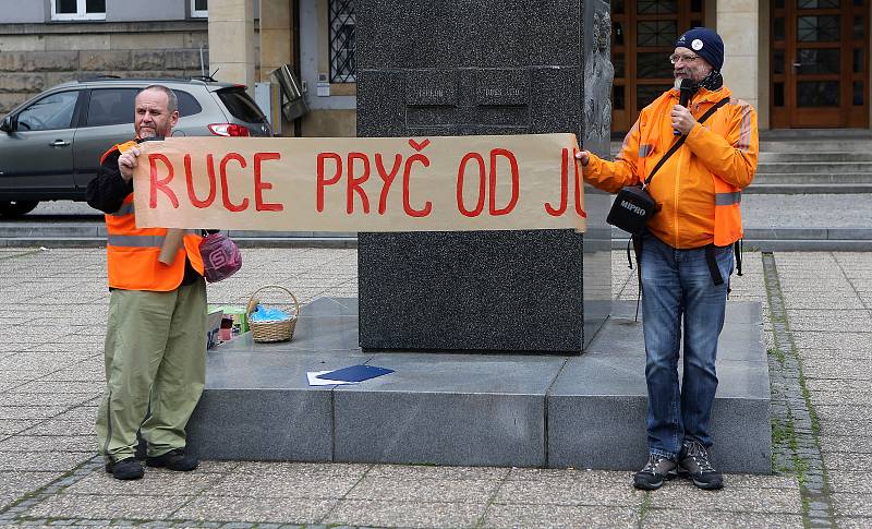 Demonstrace za nezávislost justice v Olomouci, 13. 5. 2019