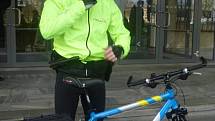 Policisté budou po městě jezdit na kole