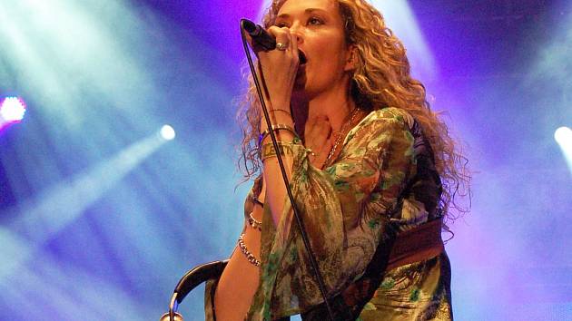Americká zpěvačka Dana Fuchs
