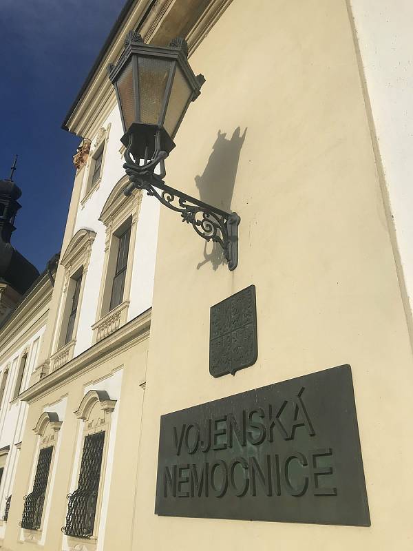 Vojenská nemocnice Olomouc je jedním ze dvou distribučních míst v Olomouckém kraji, kde jsou skladovány dodávky vakcíny proti Covid-19, 13. ledna 2021