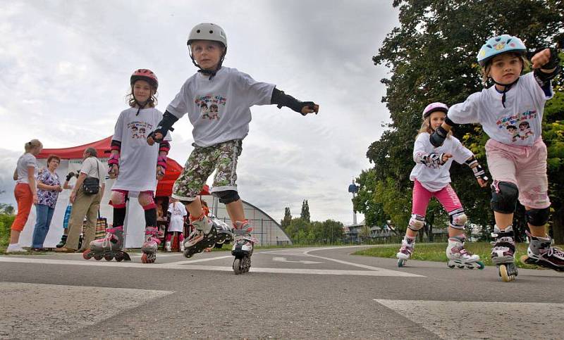 Dětské závody na kolečkových bruslích – Mini in-line Cup v Centru Semafor.