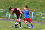 Fotbalisté Litovle (v červeném) porazili v krajském přeboru doma Želatovice 4:1. Albert Šrom