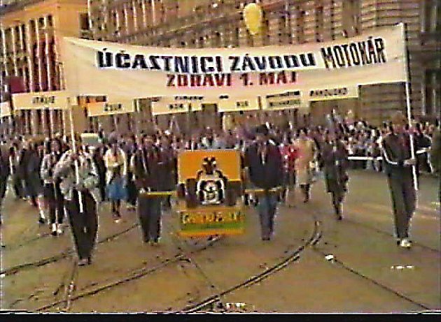 Grand Prix Sigma v roce 1978 přivedla do Olomouce jezdce kapitalistických zemí včetně nejrychlejších Italů. Nic ale nebylo zadarmo. Prvomájový průvod byl povinností