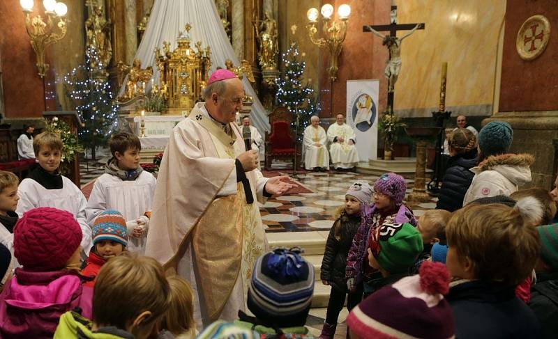 Vánoční mše svatá pro děti v chrámu Svatého Michala v Olomouci.