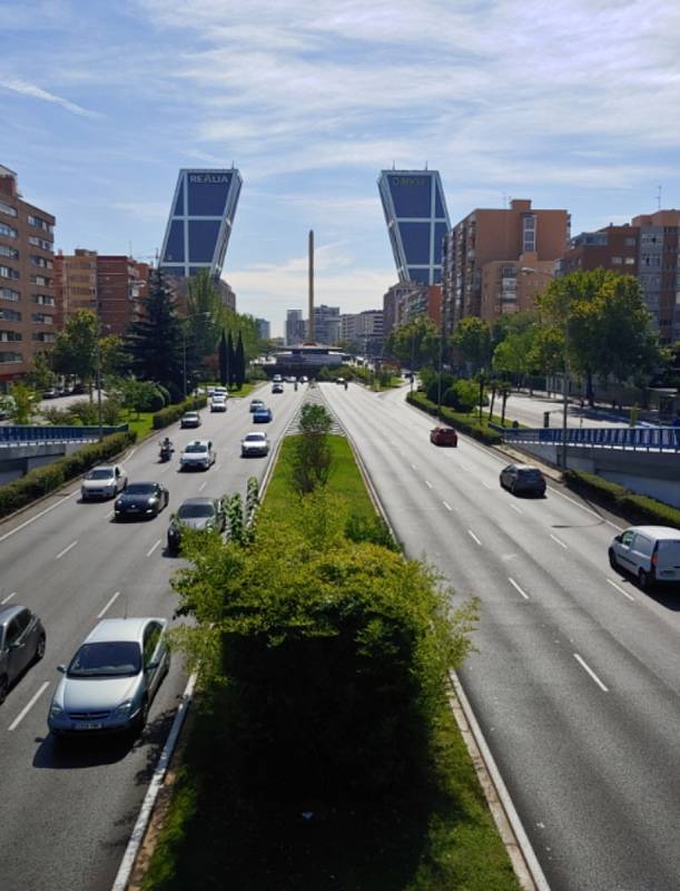 Puerta De Europa, věže KIO (Madrid)