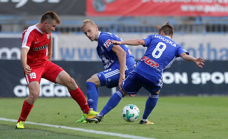 Sigma rozstřílela Zbrojovku 3:0.