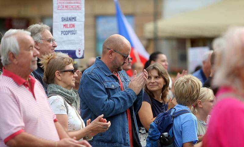 Připomenutí okupace na Horním náměstí v Olomouci.