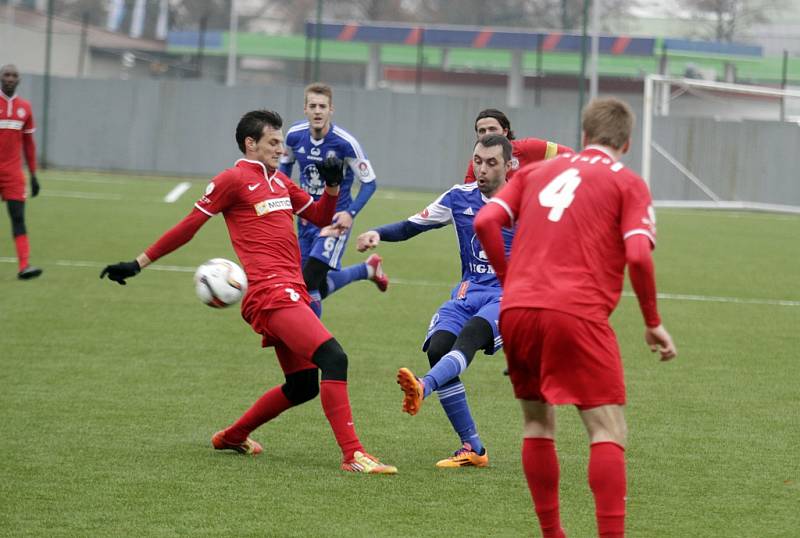 Sigma porazila Zbrojovku 2:0. 