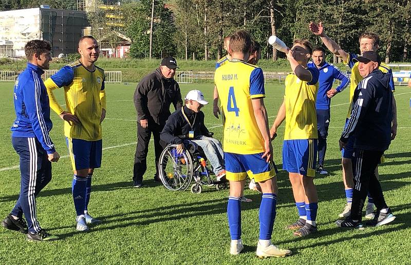 FK Šternberk - FK Medlov 3:2, Šternberk slaví postup do divize