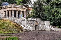 Jihoslovanské mauzoleum po první etapě oprav v srpnu 2017