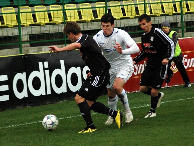 1. HFK Olomouc (v černém) vs. Břeclav