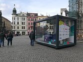 Infocentrum Mezinárodního festivalu rozhlasové tvorby Prix Bohemia Radio na Horním náměstí v Olomouci