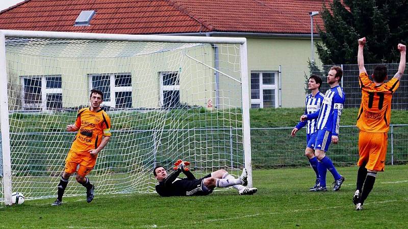 Uničov (v modré) proti Zábřehu