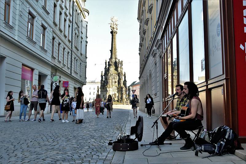 Olomouc (o)žije. Průchodový hudební festival v ulicích města, 4. 6. 2021