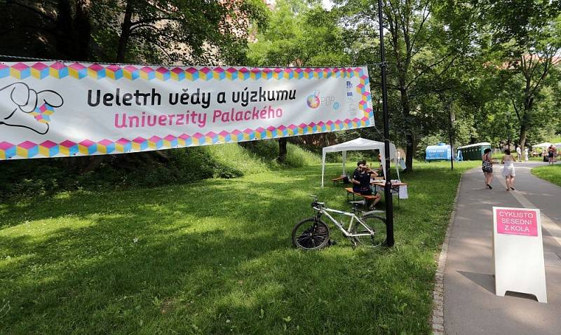 Veletrh vědy a výzkumu UP v Olomouci