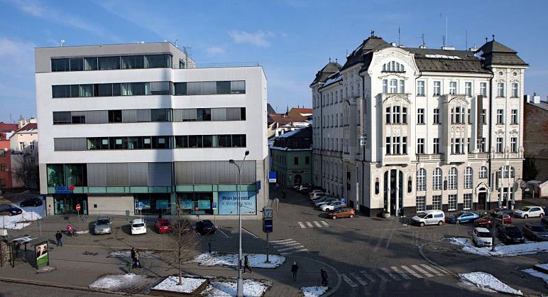 Budova bývalého polygrafického učiliště na třídě Svobody v centru Olomouce