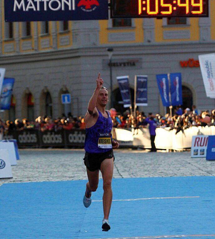 Nejrychlejší Čech Jan Kreisinger. Olomoucký půlmaraton 2015