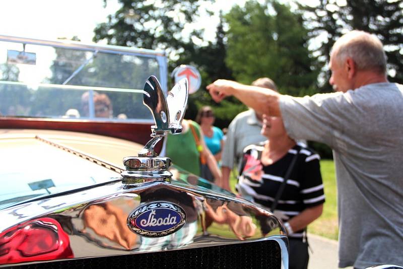 XIX. ročník Hanáckého okruhu, soutěže historických automobilů a motocyklů vyrobených do roku 1939.