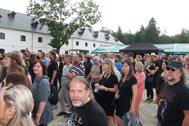 Festival Bounty Rock Cafe Open Air v areálu Korunní pevnůstky v Olomouci.