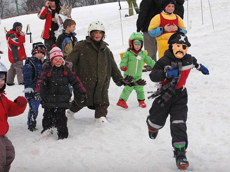 Karneval na sjezdovce v Hlubočkách