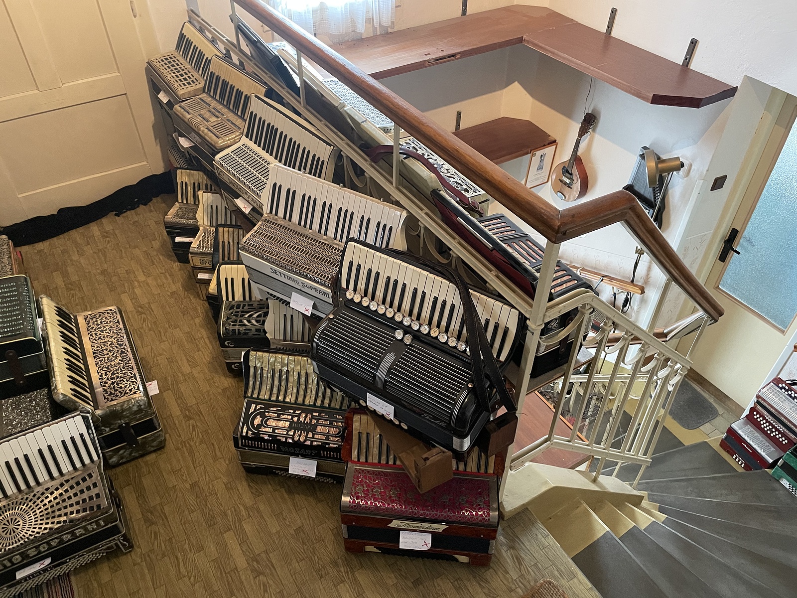 Unikátní muzeum harmonik v Litovli už má nachystané prostory, nahlédněte -  Olomoucký deník