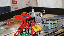 Na Přírodovědecké fakultě Univerzity Palackého v Olomouci v sobotu soupeřily týmy v moravské části národního finále celosvětové soutěže First Lego League.