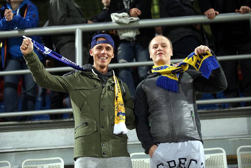 Fanoušci Zlína před zápasem s Kodaní na Andrově stadionu v Olomouci