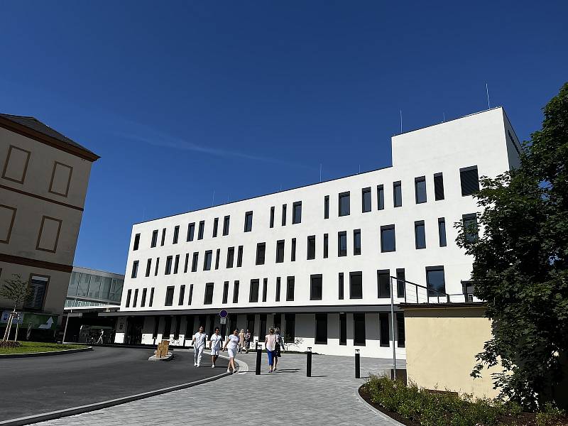 Nemocnice ve Šternberku otevřela moderní interní pavilon, 15. června 2022