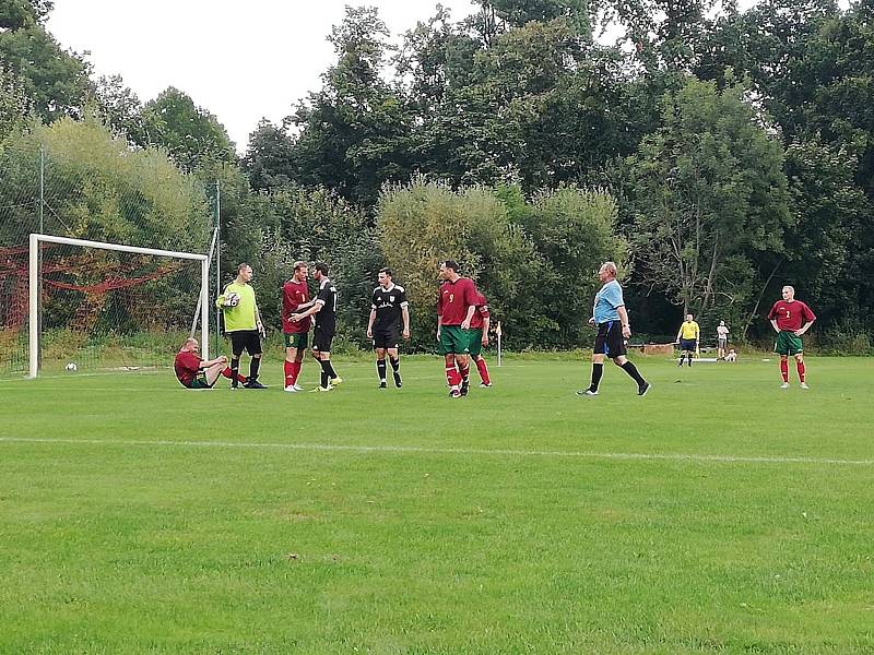 Fotbalisté Tovačova porazili Vrchoslavice 5:2.