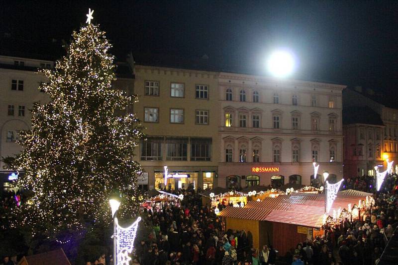 Rozsvěcení vánočního stromu na Horním náměstí v Olomouci