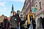 Protestující studenti středních škol v Olomouci