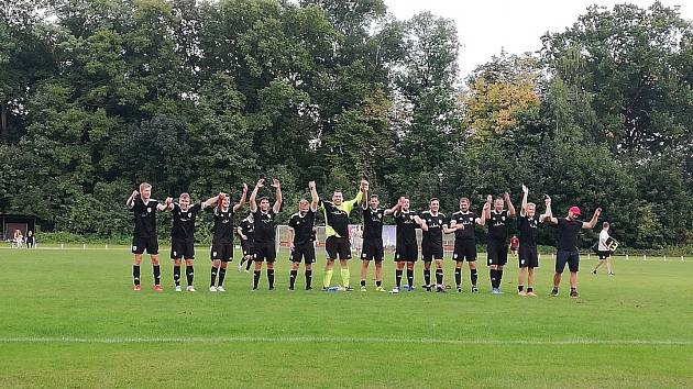 Fotbalisté Tovačova porazili Vrchoslavice 5:2.