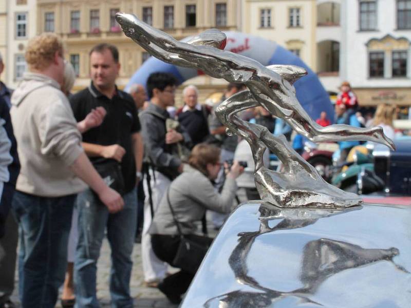 Hanácký okruh: veteráni na Horním náměstí v Olomouci