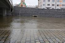 Řeka Morava v Olomouci, uzavřená náplavka, 11. 2. 2024