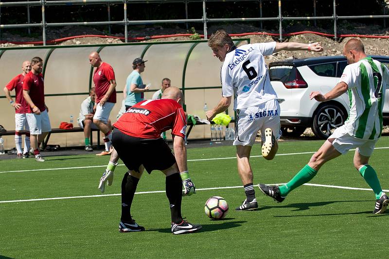 Stará garda Sigmy Olomouc zvítězila na turnaji Souboj legend v Brně, porazila i Barcelonu