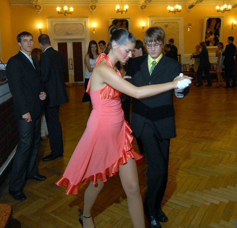 Taneční v olomouckém Národním domě v roce 2007