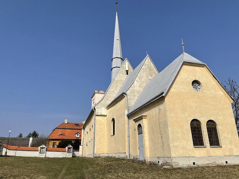 Křížová cesta v Olomouci- Slavoníně u kostela svatého Ondřeje, březen 2021