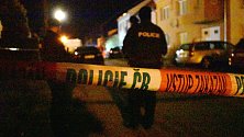 Místo trojnásobné vraždy v Kostelci na Hané v pátek 29. dubna 2022 večer. Mladý muž tam brutálně zabil svého otce a dva sourozence