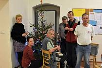 Olomoucká charita nachystala pro lidi bez domova vánoční nadílku.