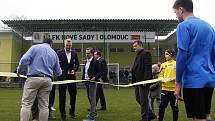 V areálu na Nových Sadech slavnostně otevřeli nové zázemí pro regionální fotbalovou akademii. Dorazil i Karel Poborský.