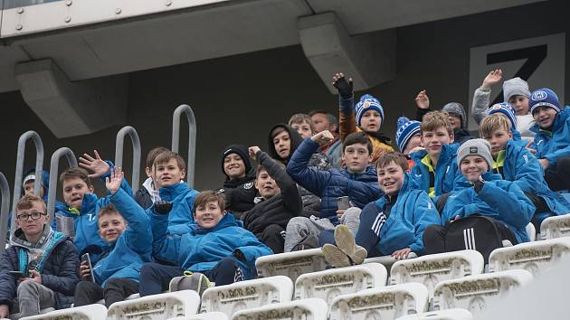 Zaplněný Andrův stadion sledoval vítězství Sigmy nad Spartou