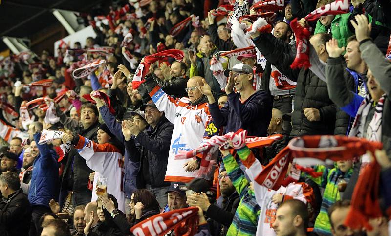 Fanoušci v plné "plechárně". Třetí čtvrtfinále Olomouc - Plzeň