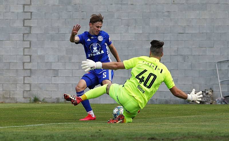 Sigma porazila v prvním ze dvou přípravných utkání Zbrojovku Brno 3:1. Kryštof Daněk, Martin Šustr