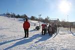 Vyzkoušet si jízdu na monoski mají v sobotu 7. ledna možnost lyžaři ve Ski areálu Hlubočky na Olomoucku.    