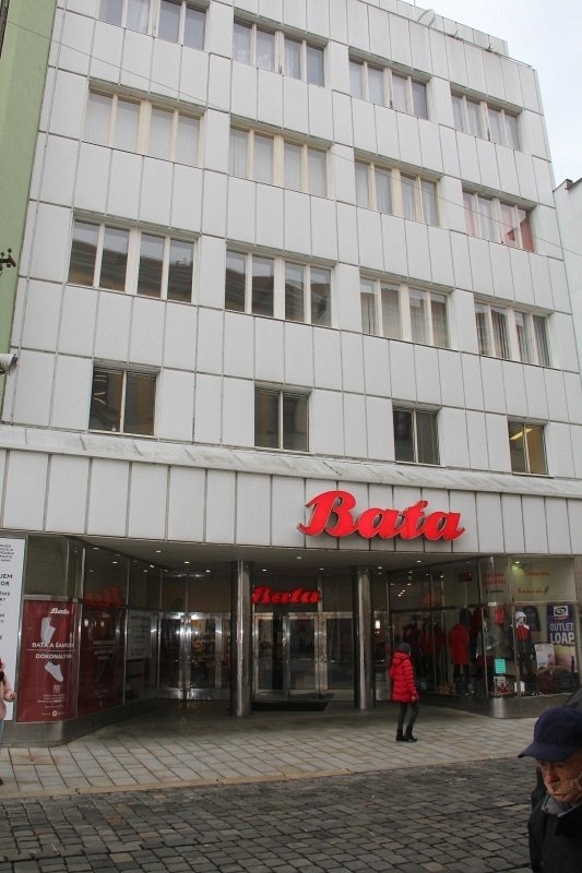 Baťa zavírá obchod v centru Olomouce. Není to perspektivní lokalita,  vysvětluje - Olomoucký deník
