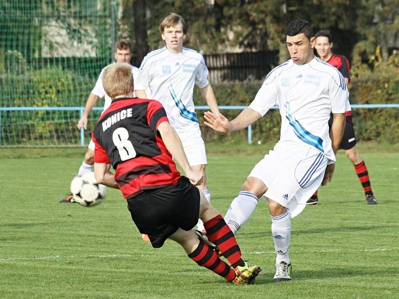 FK Šternberk (v bílém) vs. Sokol Konice